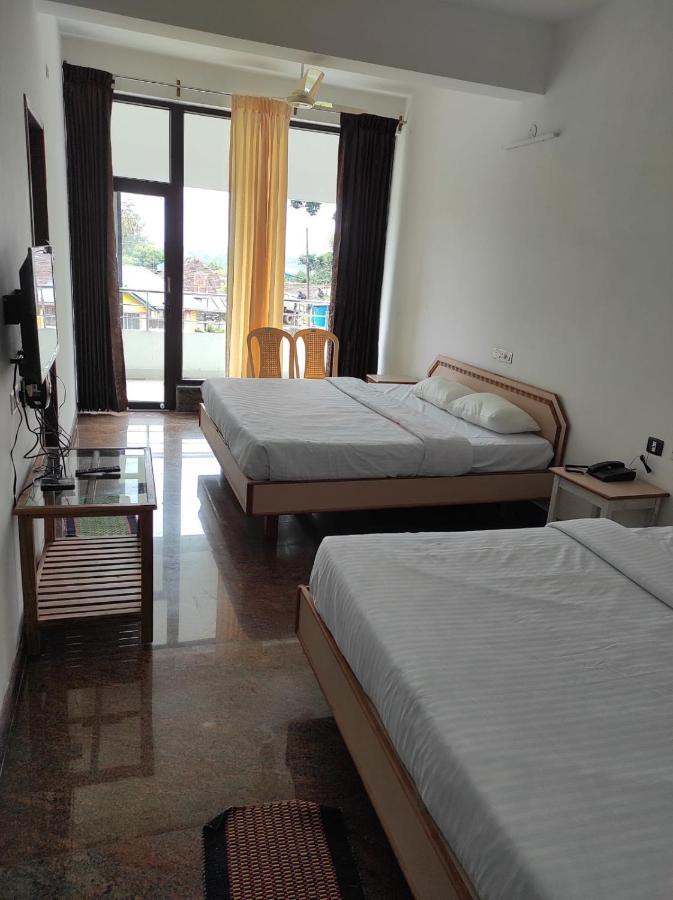 Sabari Residency Valparai Exterior foto
